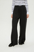 PANTALÓN ANCHO CON TAJO NEGRO LYCRA OSSIRA