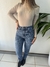 PANTALON MOM DENIM ELASTIZADO TIRO ALTO OSSIRA - OSSIRA EL SOBERBIO  - NOEMI PAZ 