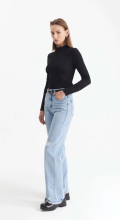 Jean Straight Bigote Roturas PIETA - comprar online