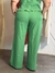 Calça Alfaiataria Bolso Costas VERDE BANDEIRA na internet