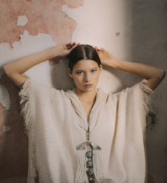 PONCHO TELAR - Eileen Cowes