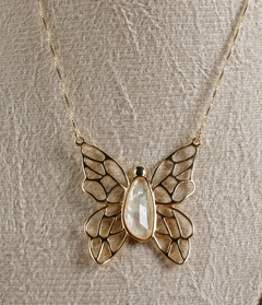 Colar Arquétipo Borboleta - comprar online