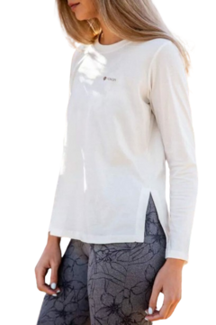 REMERA D304