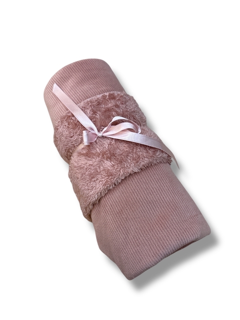 Manta de plush con corderito (0009)