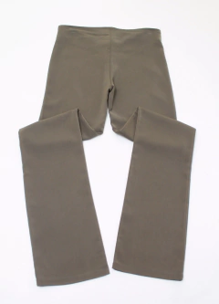 Pantalón Verde Militar (NUEVO) - Corchito en el espacio