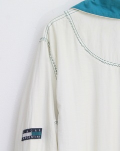 Campera rompevientos Lacar en internet