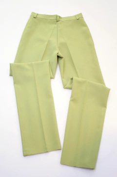 Sastrero Yemmy Verde (NUEVO) - Corchito en el espacio