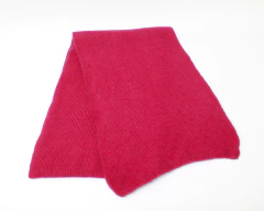 Bufanda Magenta (NUEVA) - Corchito en el espacio