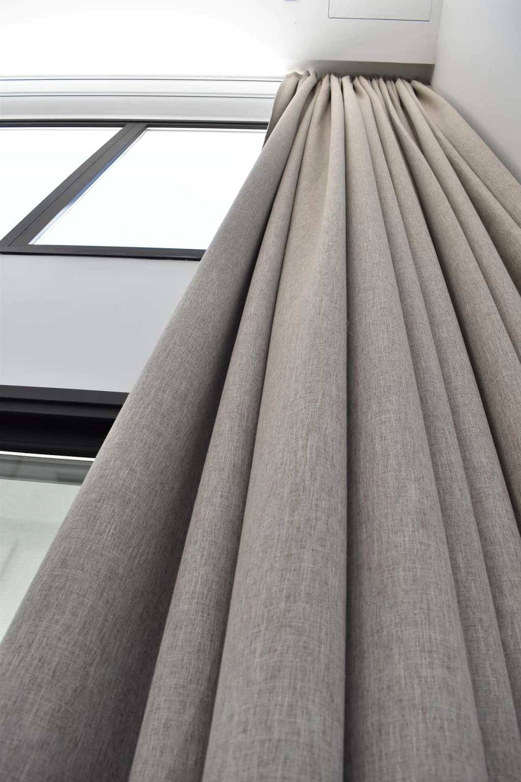 Living - Cortinas en altura Motorizadas