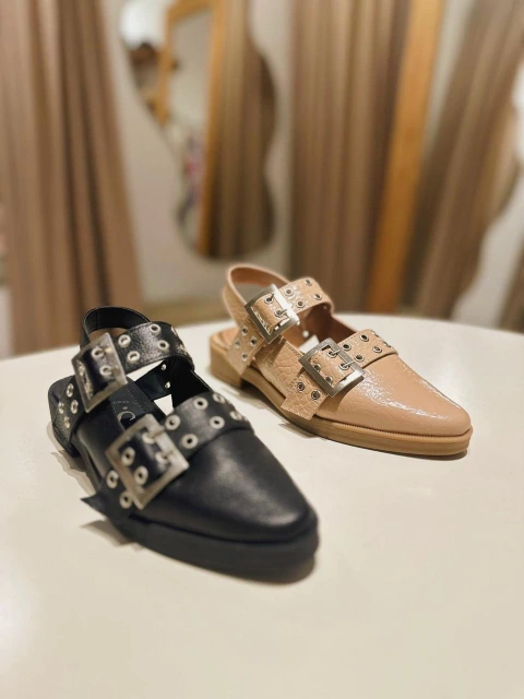 Last! Mule Roma Nude 36