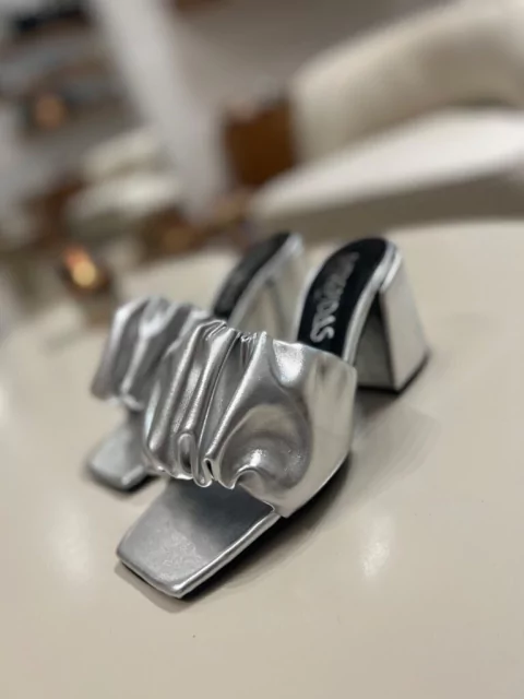 Last! Shine tacón 35 & 37