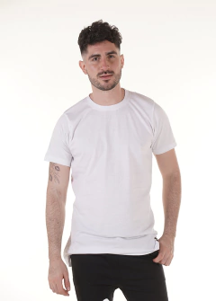 Remera básica cuello redondo blanca - Bomer - Full Remeras
