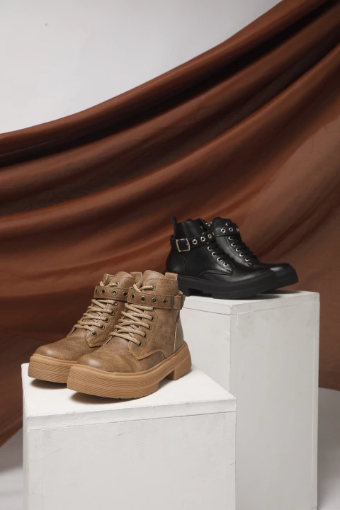 Megan - comprar online