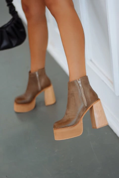 RAYEN CUERO - comprar online