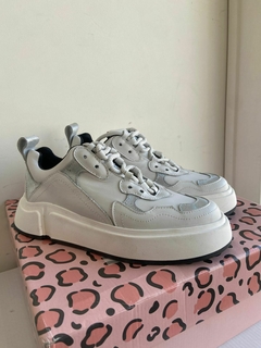 ZAPATILLAS YVI - SEGUNDA SELECCION