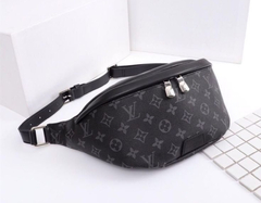 RIÑONERA LV NEGRA - comprar online