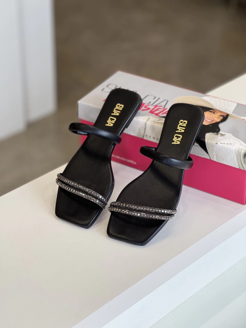 Rasteira preta multic Sua Cia