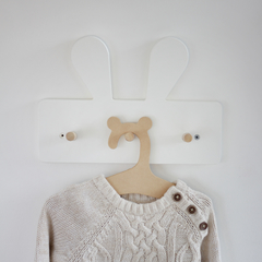 Perchero Bunny - MiniMundo - Muebles y Juguetes didácticos