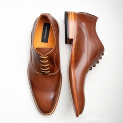ZAPATOS CUERO MARRON CON COSTURA