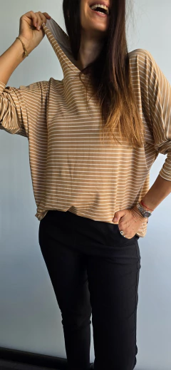 Buzo soft rayado con capucha - She Indumentaria