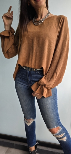 Blusa de cey m/l con frunce en puños - comprar online