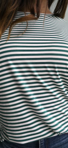 Remera de modal cuello redondo manga 3/4 rayada x talles - She Indumentaria