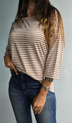 Remera de modal cuello redondo manga 3/4 rayada x talles - comprar online