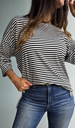 Remera de modal cuello redondo manga 3/4 rayada x talles - comprar online