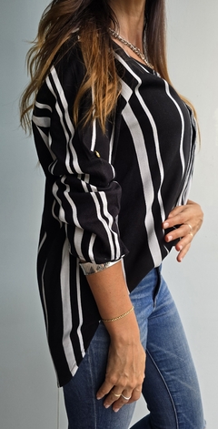 Imagen de Blusa de lino con tablita rayada x talles