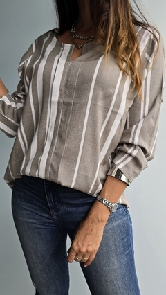 Blusa de lino con tablita rayada x talles en internet