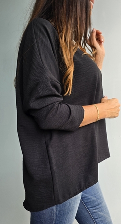 Blusa amplia de cey mangas 3/4 comun con gota atras - She Indumentaria