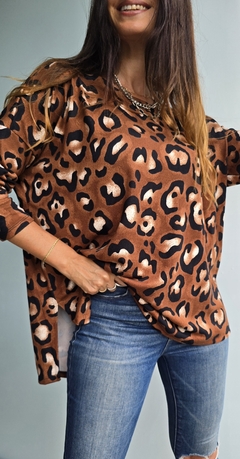 Sweater / Remeron de lanilla cuello redondo manga 3/4 estampado - tienda online