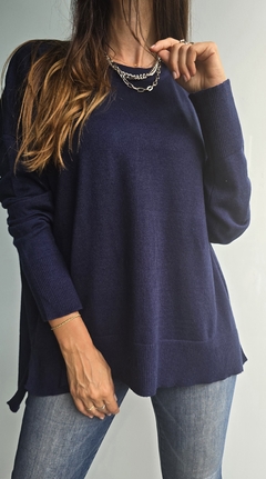 Sweater de bremer cuello redondo amplio con tajitos laterales - tienda online