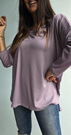 Imagen de Remeron de lanilla morley con tajos laterales más largo atrás