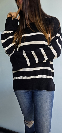 Sweater rayado amplio con tajos laterales de bremer