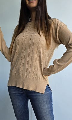 Sweater bremer cuello redondo con trenzado al frente - She Indumentaria