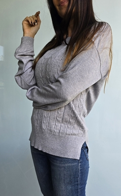Sweater bremer cuello redondo con trenzado al frente - tienda online