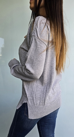 Imagen de Sweater bremer cuello redondo con trenzado al frente