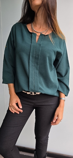 Imagen de Blusa de crepe con spandex mangas rebatibles