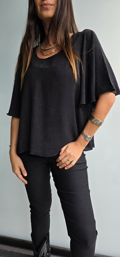 Blusa de cey mangas volado 3/4 con gota atras