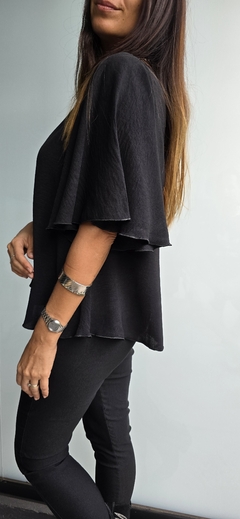 Blusa de cey mangas volado 3/4 con gota atras - tienda online