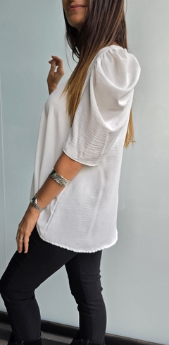 Blusa de cey mangas princesa cuello en V - tienda online