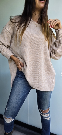 Sweater cuello redondo de lanilla morley con tajitos laterales en internet