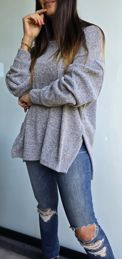 Sweater cuello redondo de lanilla morley con tajitos laterales - comprar online
