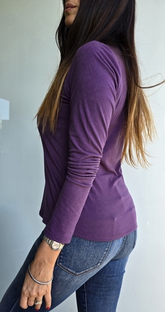 Remera de modal soft cuello redondo manga larga - comprar online