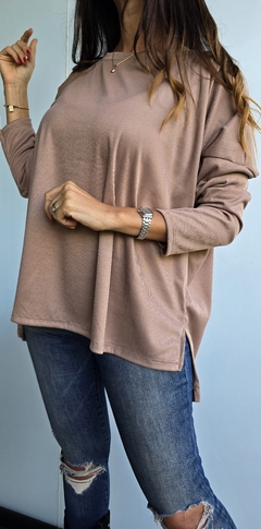 Remeron de lanilla morley con tajos laterales más largo atrás en internet