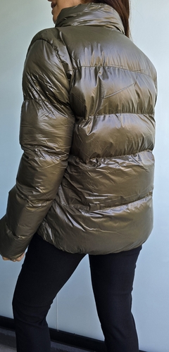 Campera inflada con cierre