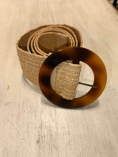 Cinturón hebilla simil animal print de Raffia elastizado tostado - She Indumentaria