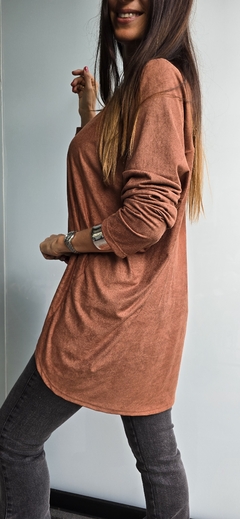 Remeron amplia gamuzada cuello v - tienda online