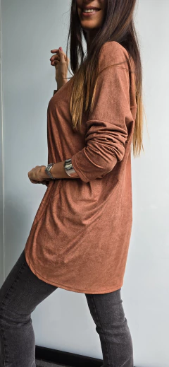Remeron amplia gamuzada cuello v - tienda online